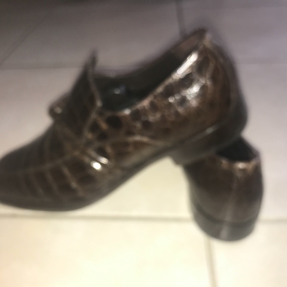 Gucci Crocodile Loafers main image 4